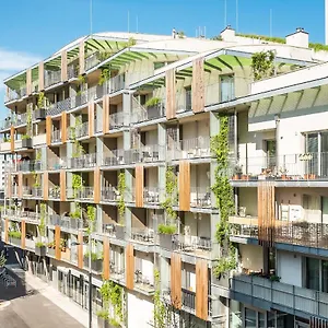 Feelgood Greenliving | Contactless Check-in Apartment