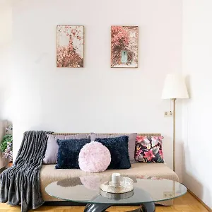 Apartment Yeshello Station, Wien
