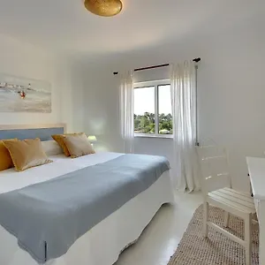 Casinha Do Sol Holiday home Almancil